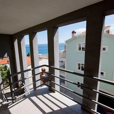 In With Sea View, Balcony, Air Conditioning, Wifi 132-8 Дуче